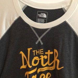 North face style baseball shirt. Never been worn